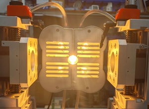 “專精特新企業(yè)”朗普光電—16 年深耕特種光源，賦能科研紅外線加熱全場景需求